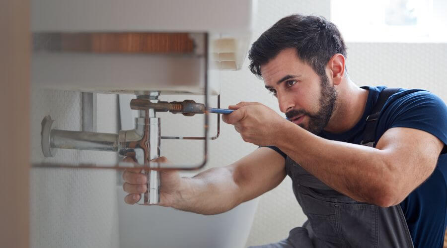 Expert burst pipe repair services in Flinton, PA